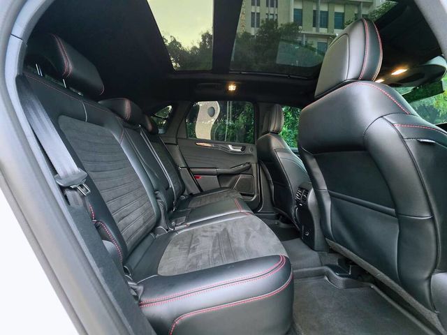 FORD福特 KUGA  第10張相片