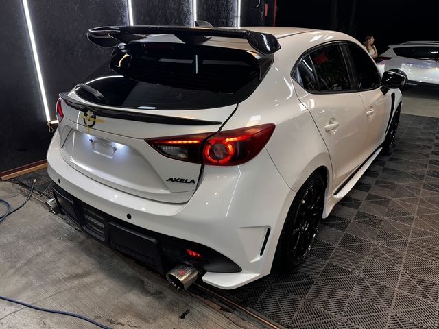 MAZDA馬自達 MAZDA 3  第2張相片