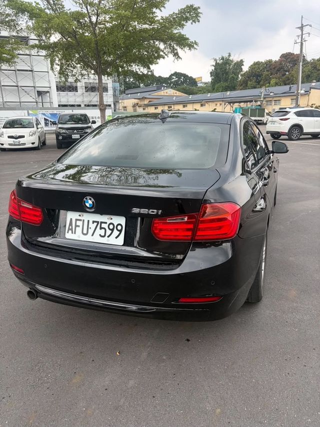 BMW寶馬 320I  第2張相片