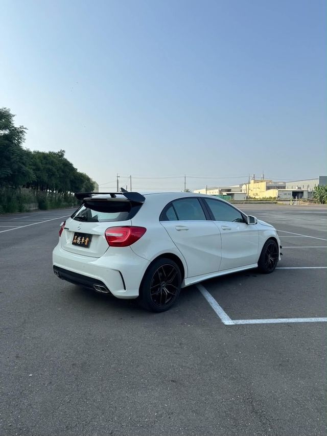 M-BENZ賓士 A180  第2張相片