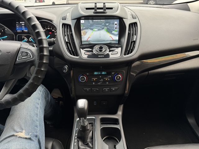FORD福特 KUGA  第11張相片