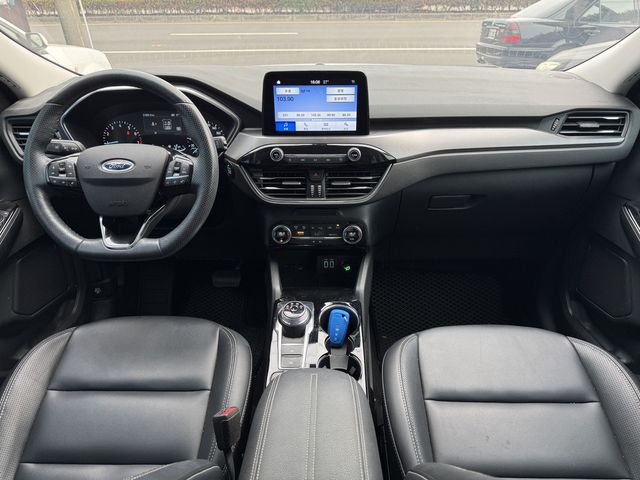 FORD福特 KUGA  第5張相片