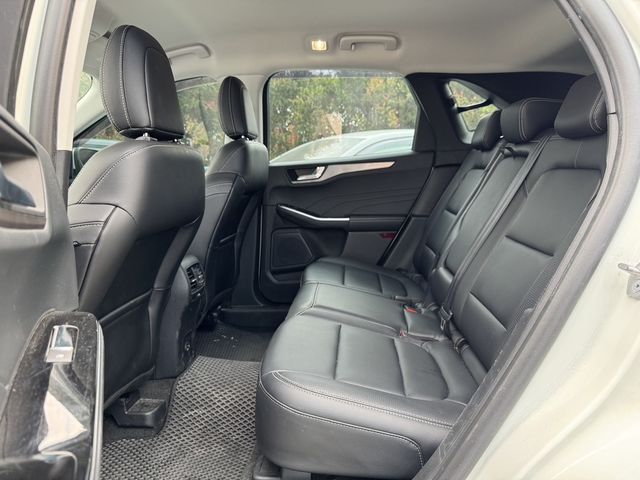 FORD福特 KUGA  第9張相片