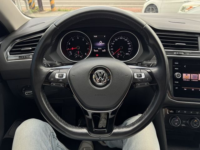VOLKSWAGEN福斯 TIGUAN ALLSPACE  第11張相片