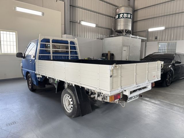 MITSUBISHI三菱 DELICA  第2張相片