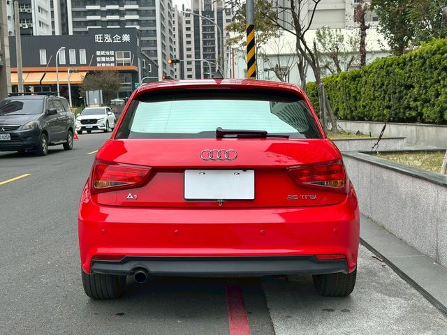 AUDI奧迪 A1  第4張相片