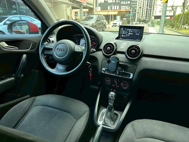 AUDI奧迪 A1  第6張相片
