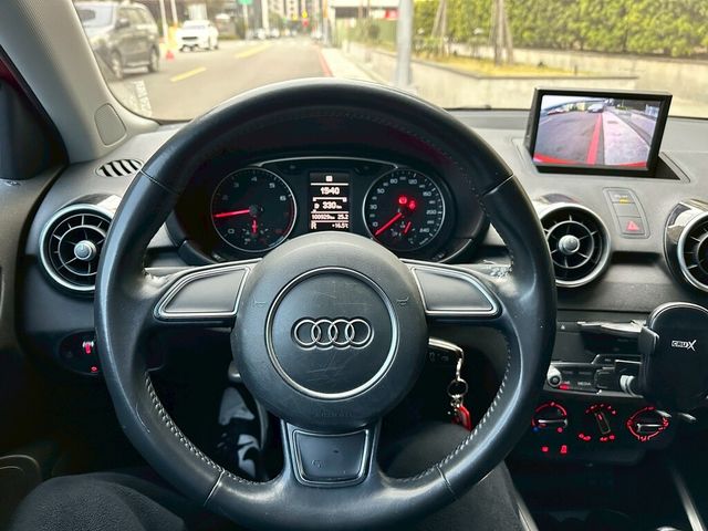 AUDI奧迪 A1  第11張相片