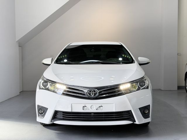 TOYOTA豐田 ALTIS  第3張相片