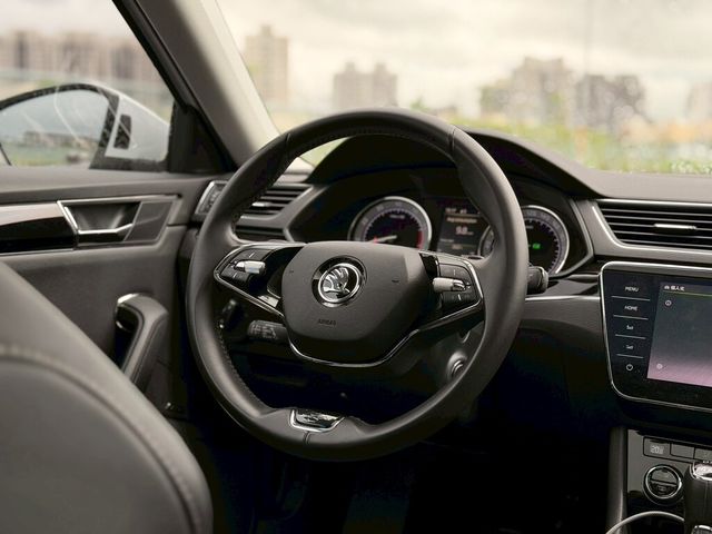 SKODA司科達 SUPERB SEDAN  第8張相片