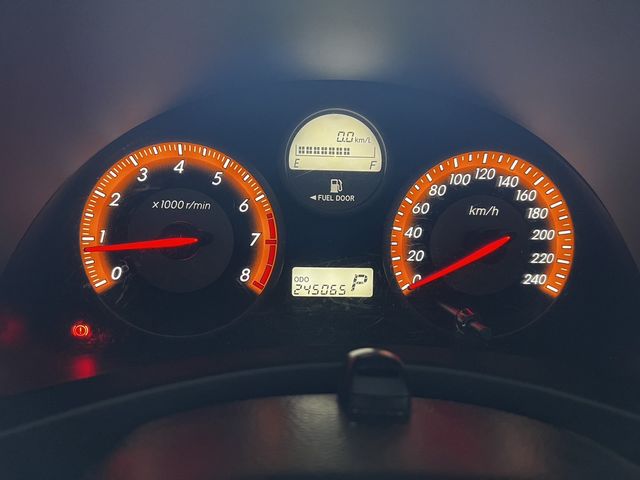 TOYOTA豐田 WISH  第8張相片