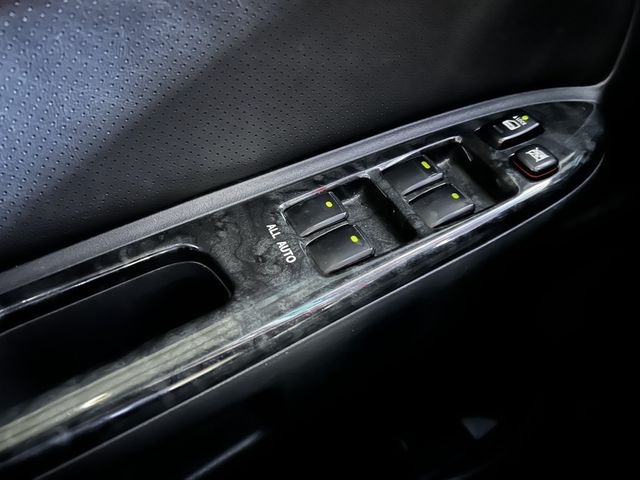 TOYOTA豐田 WISH  第14張相片