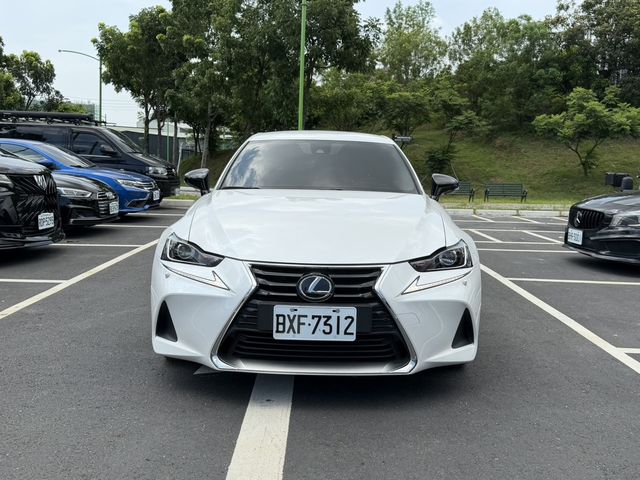 LEXUS凌志 IS 300  第3張相片
