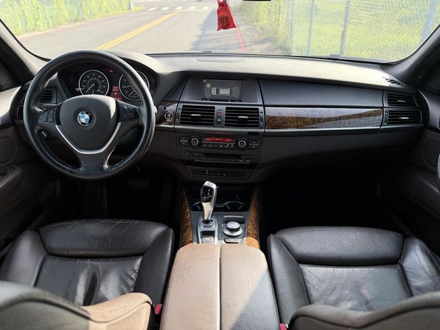 BMW寶馬 X5  第5張相片