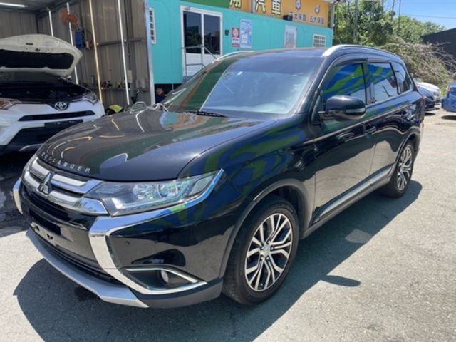 MITSUBISHI三菱 OUTLANDER  第1張相片