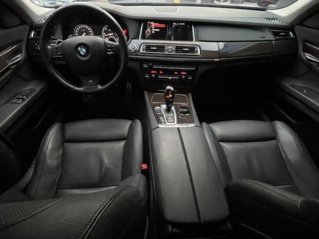 BMW寶馬 730D  第5張相片