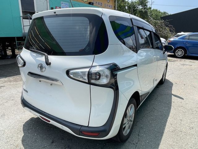 TOYOTA豐田 SIENTA  第2張相片