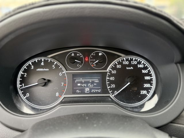NISSAN日產 TIIDA  第9張相片