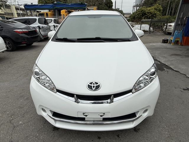 TOYOTA豐田 WISH  第5張相片