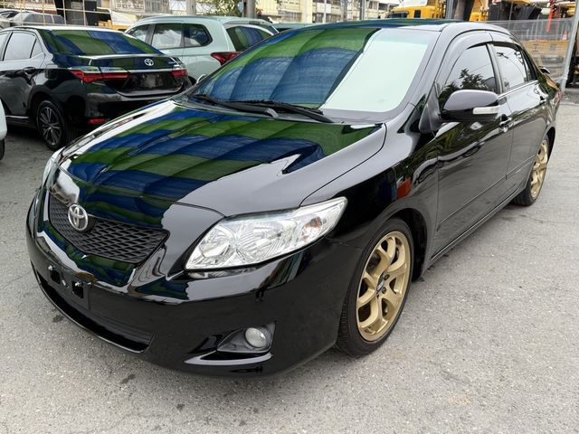 TOYOTA豐田 ALTIS  第1張相片