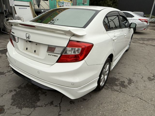 HONDA本田 CIVIC  第2張相片