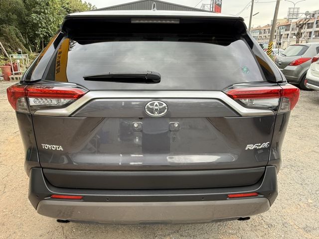 TOYOTA豐田 RAV4  第4張相片