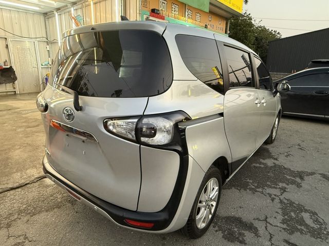 TOYOTA豐田 SIENTA  第2張相片