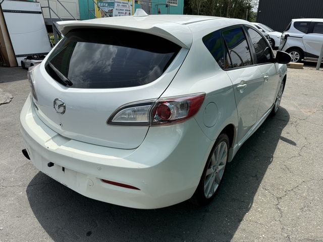 MAZDA馬自達 MAZDA 3  第2張相片