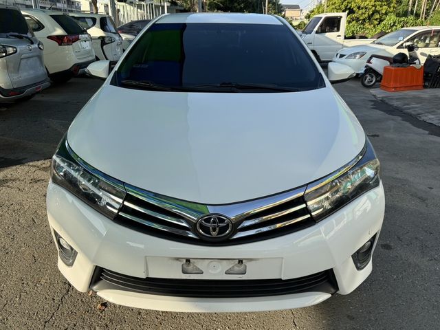 TOYOTA豐田 ALTIS  第3張相片
