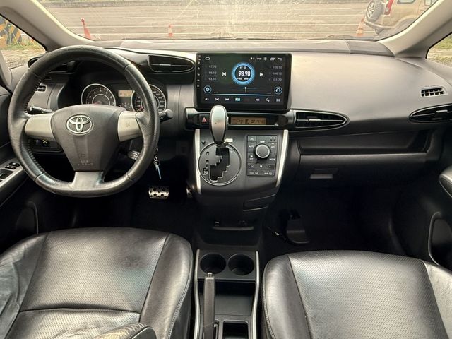 TOYOTA豐田 WISH  第5張相片