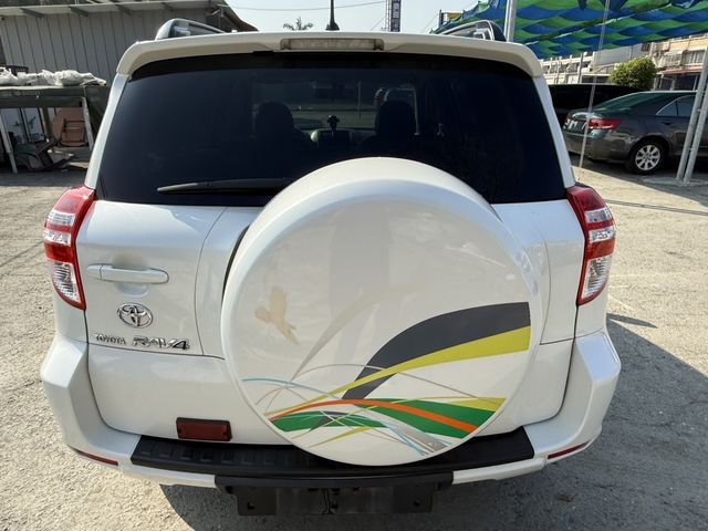 TOYOTA豐田 RAV4  第4張相片