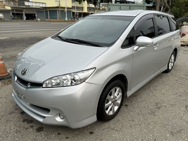 TOYOTA豐田 WISH  第1張相片