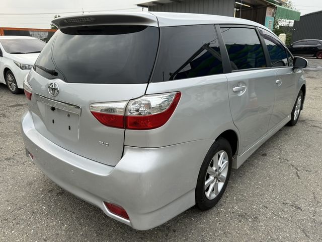 TOYOTA豐田 WISH  第2張相片