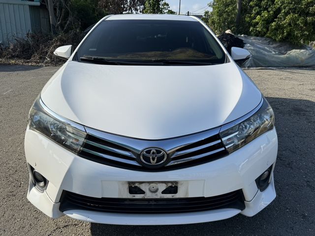 TOYOTA豐田 ALTIS  第3張相片