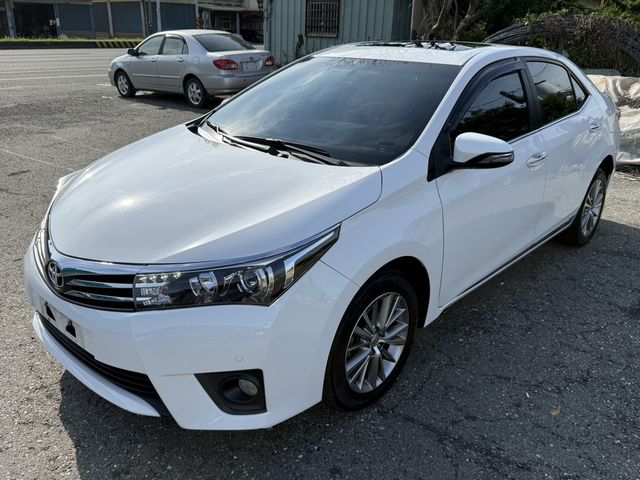 TOYOTA豐田 ALTIS  第1張相片