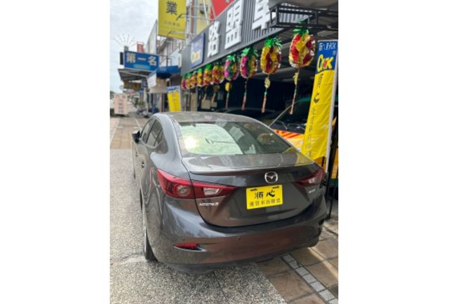 2018 MAZDA3 尊榮安全版  第2張相片