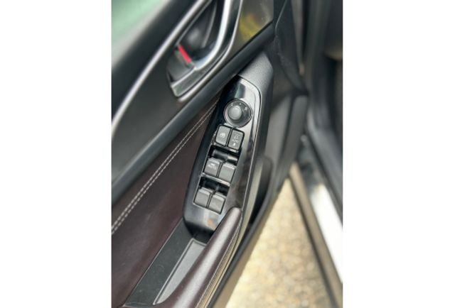 2018 MAZDA3 尊榮安全版  第3張相片