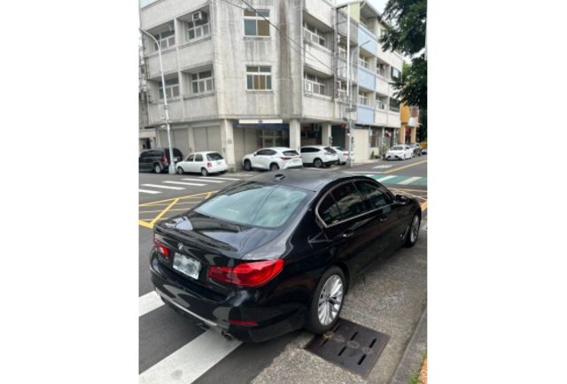 2018年式  BMW 520i Luxury line  第3張相片