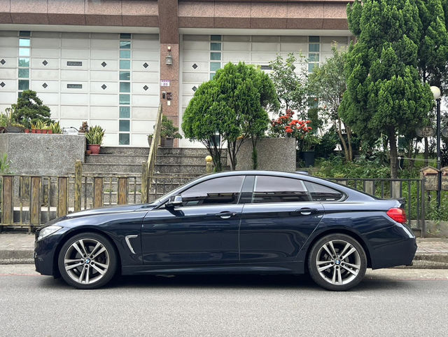 BMW寶馬 420I COUPE  第3張相片