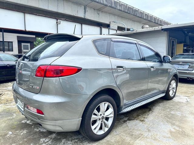 LUXGEN納智捷 U7 TURBO  第4張相片