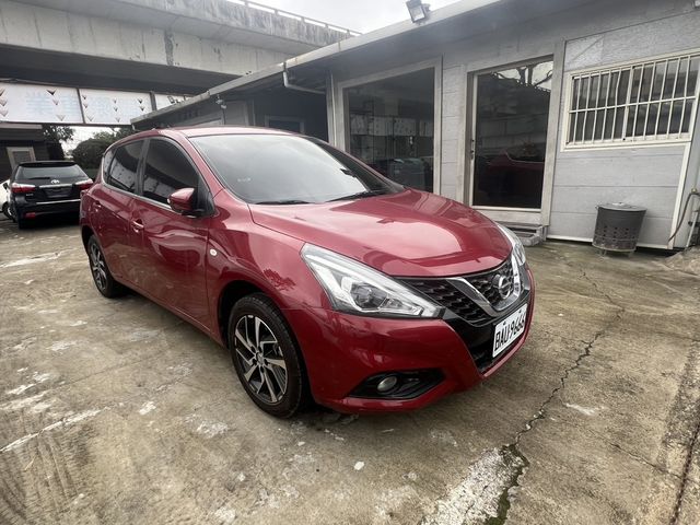 NISSAN日產 TIIDA  第2張相片