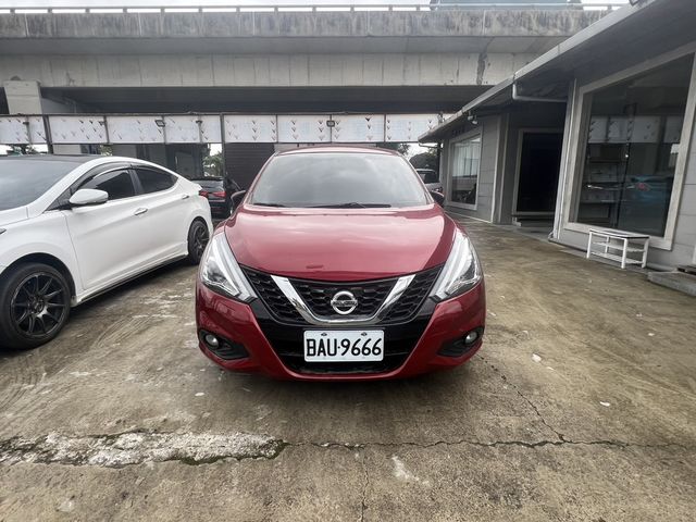 NISSAN日產 TIIDA  第3張相片