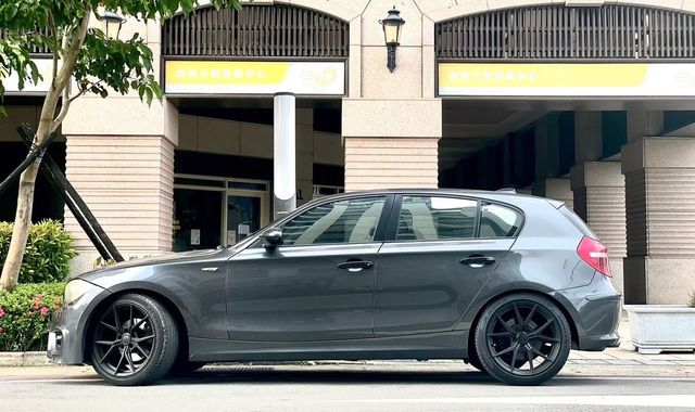 BMW寶馬 120  第6張相片
