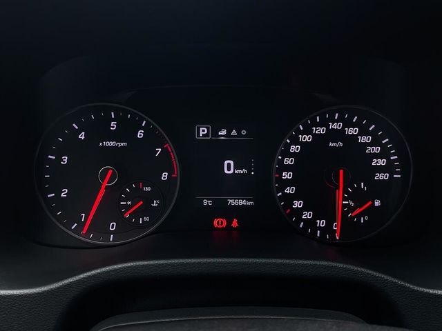HYUNDAI現代 ELANTRA  第10張相片