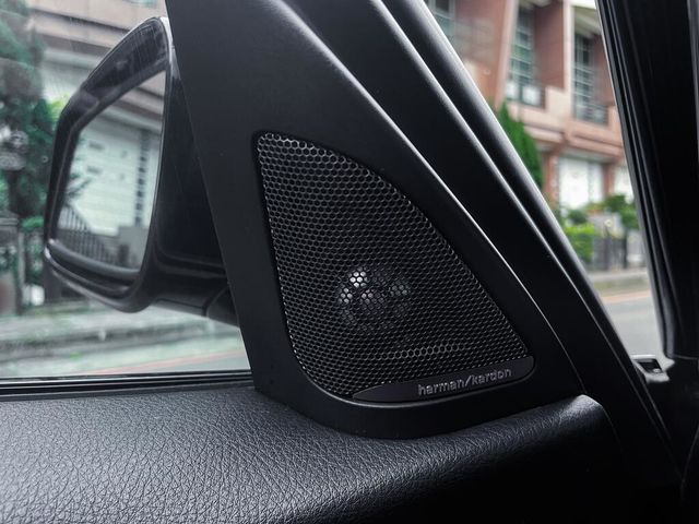 BMW寶馬 328I  第12張相片