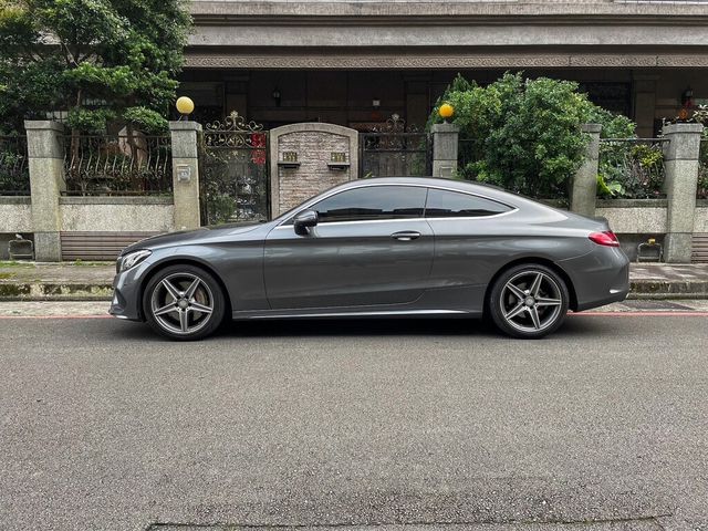 M-BENZ賓士 C250 COUPE  第3張相片
