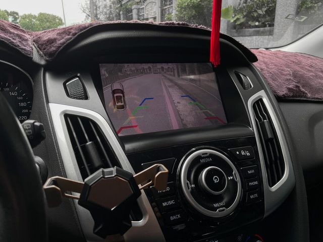 FORD福特 FOCUS  第19張相片