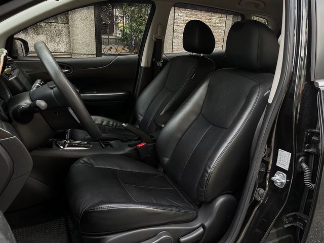 NISSAN日產 TIIDA  第13張相片