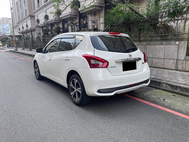 NISSAN日產 TIIDA  第3張相片