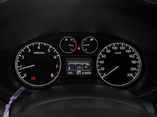 NISSAN日產 TIIDA  第10張相片